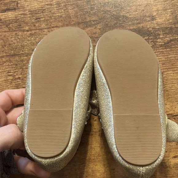 NWOT FELIX & FLORA girls size 7 gold sparkle dress shoes - Picture 3 of 4